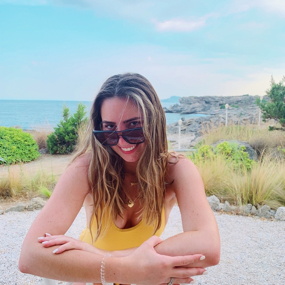 Meet your Posher, Bianca
